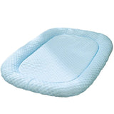 Summer ice mat for dogs in kennels or crates, breathable mesh comfort with cooling gel