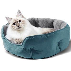 Comfortable round pet bed with machine-washable cover and waterproof base for everyday UK pet use
