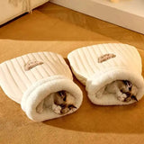 Warm and supportive pocket sleeping bag with soft fleece for cats