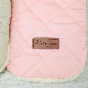 Fashionable and cozy dog jacket for Pomeranians, featuring a soft cotton lining and available in three charming colours