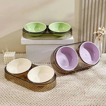Crystal-clear cat food bowls – double set perfect for minimalist pet owners and clean homes.